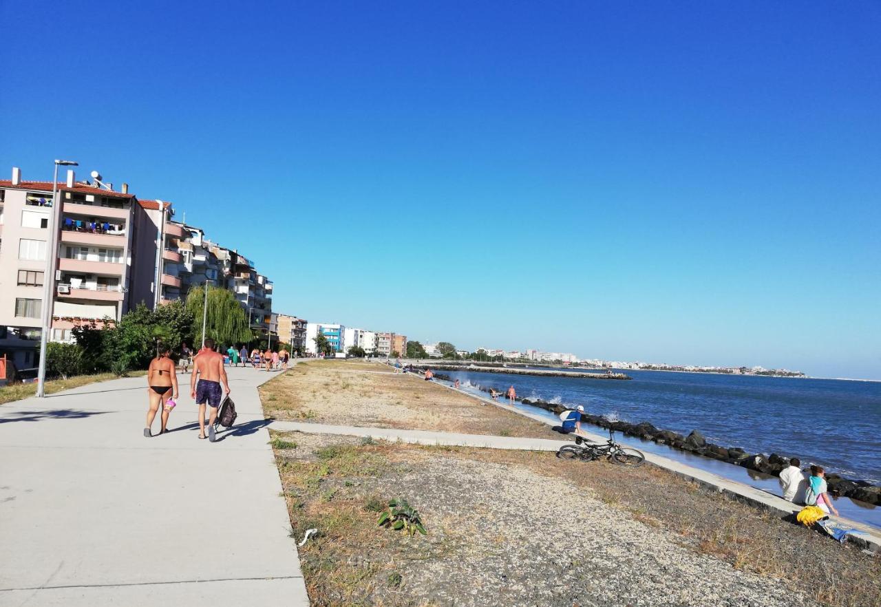 Apartment Sunny Day Pomorie